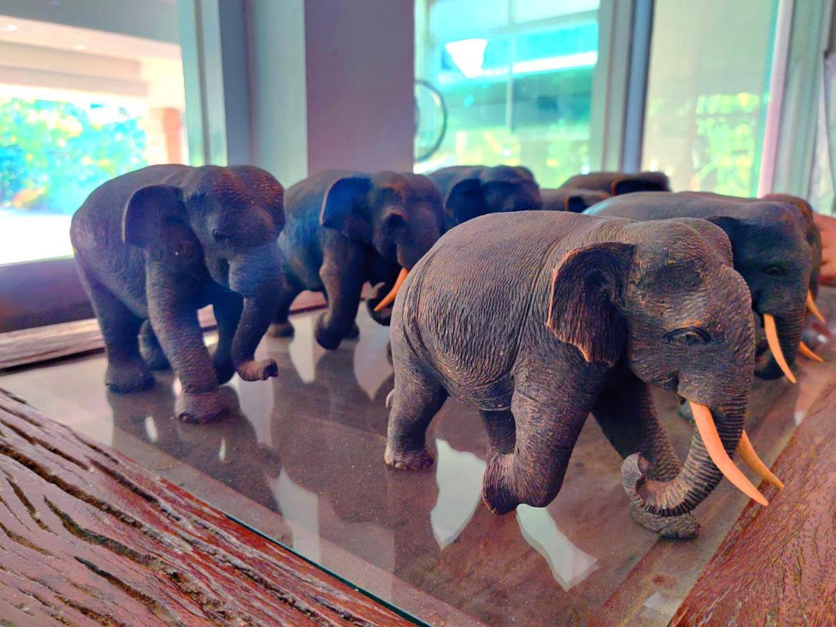 Thong Paeka Hotel Prasat Ngoại thất bức ảnh