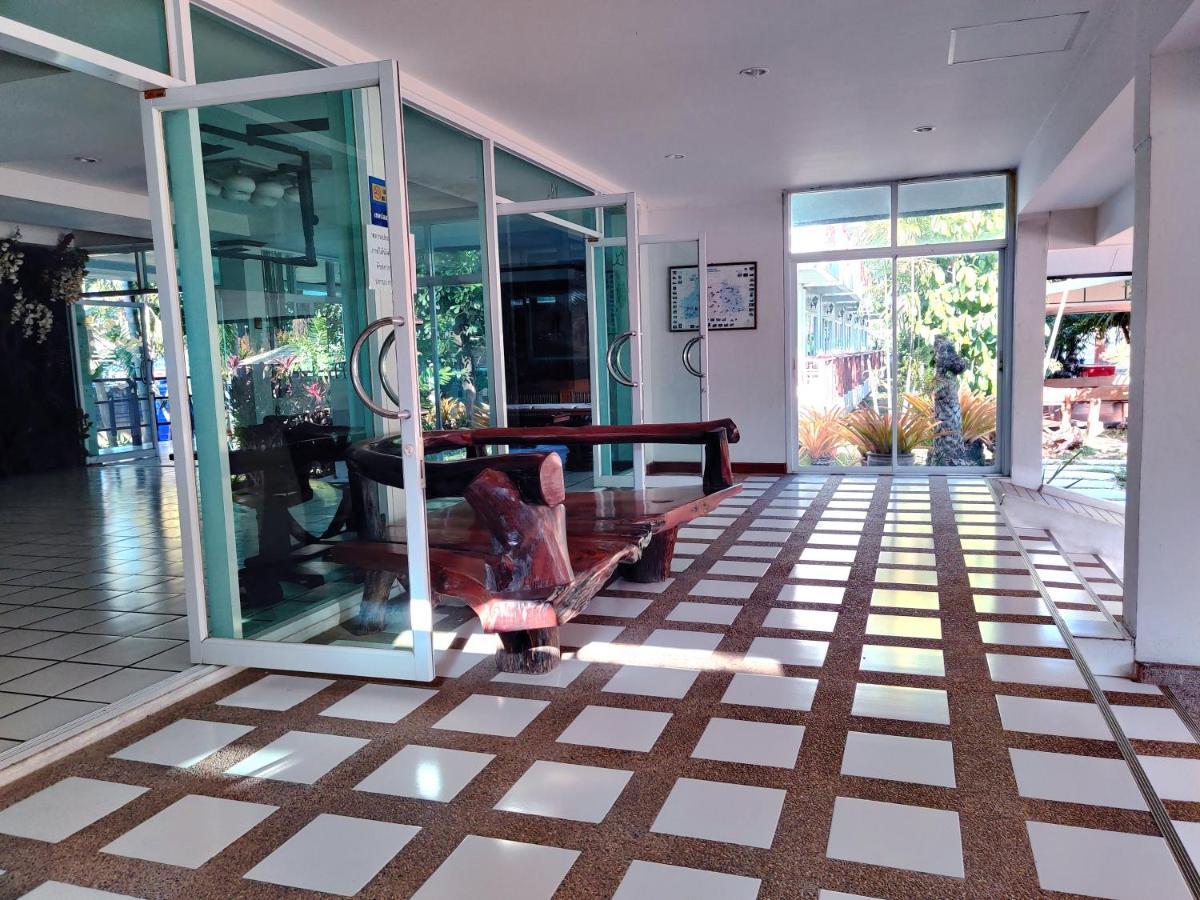 Thong Paeka Hotel Prasat Ngoại thất bức ảnh