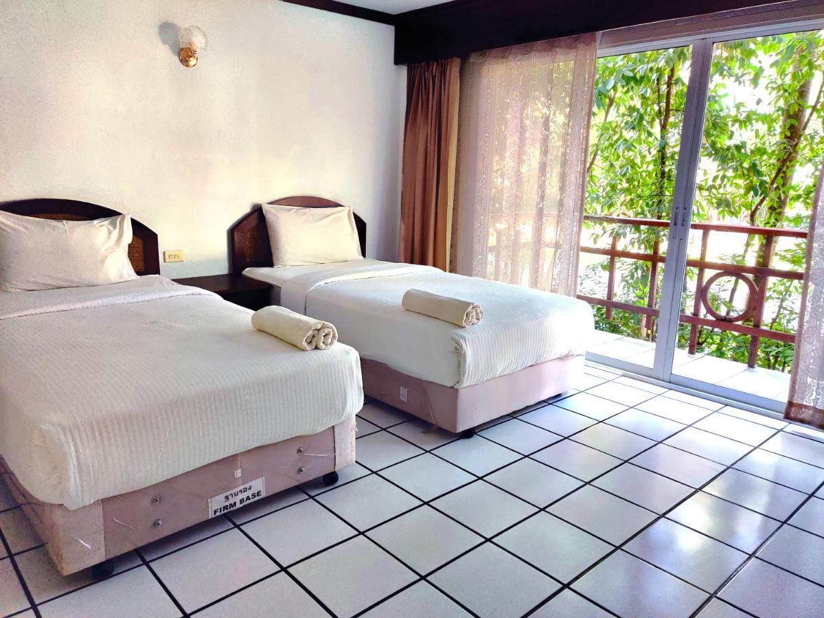 Thong Paeka Hotel Prasat Ngoại thất bức ảnh